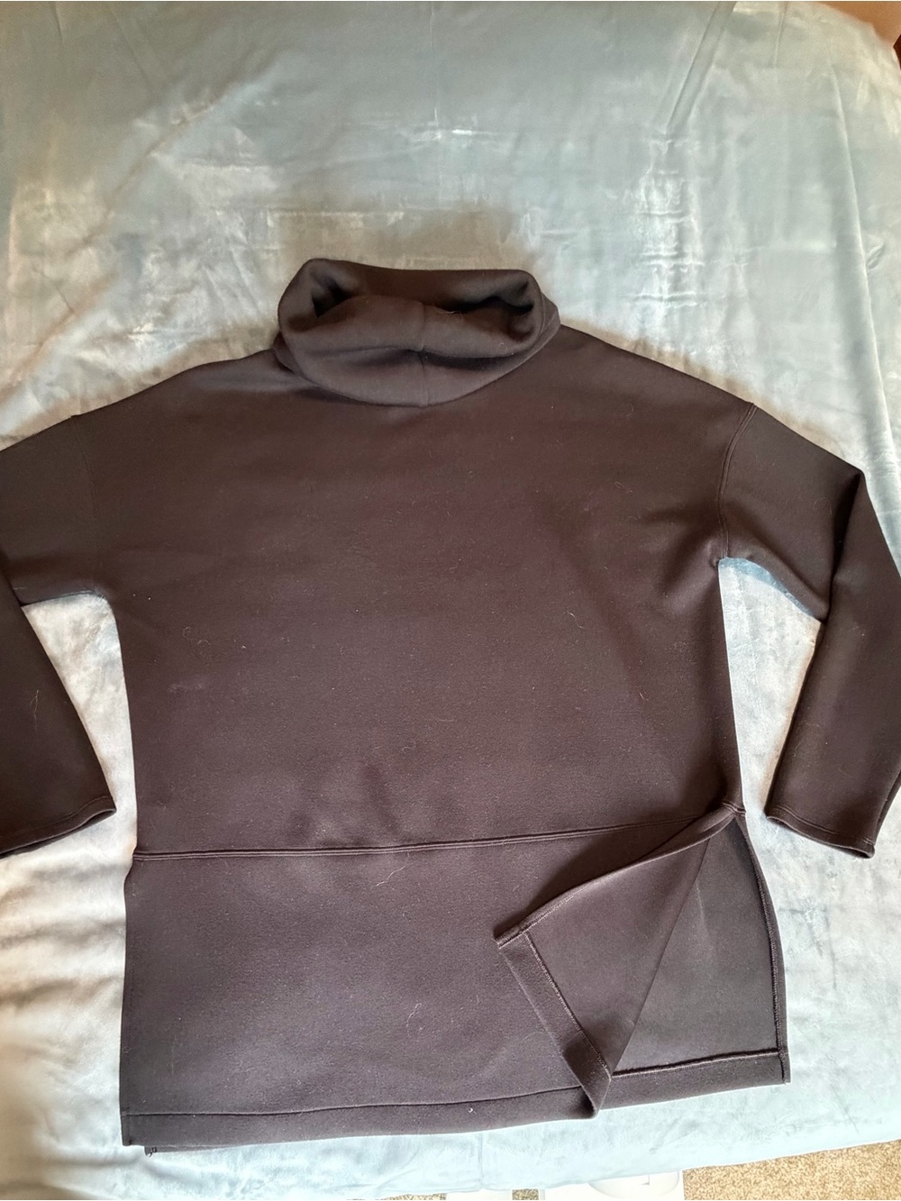 Women’sTurtleneck Sweater - Black